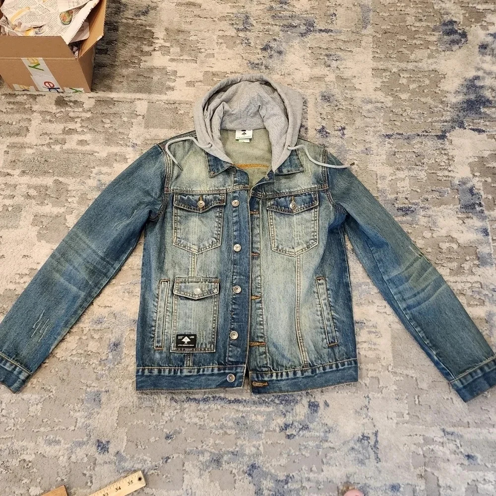 LRG Lifted Research Group Denim Distressed Hooded‎ Jacket.  Men's size small.